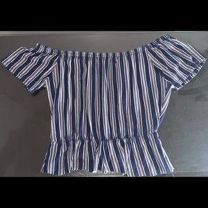 Cropped striped top